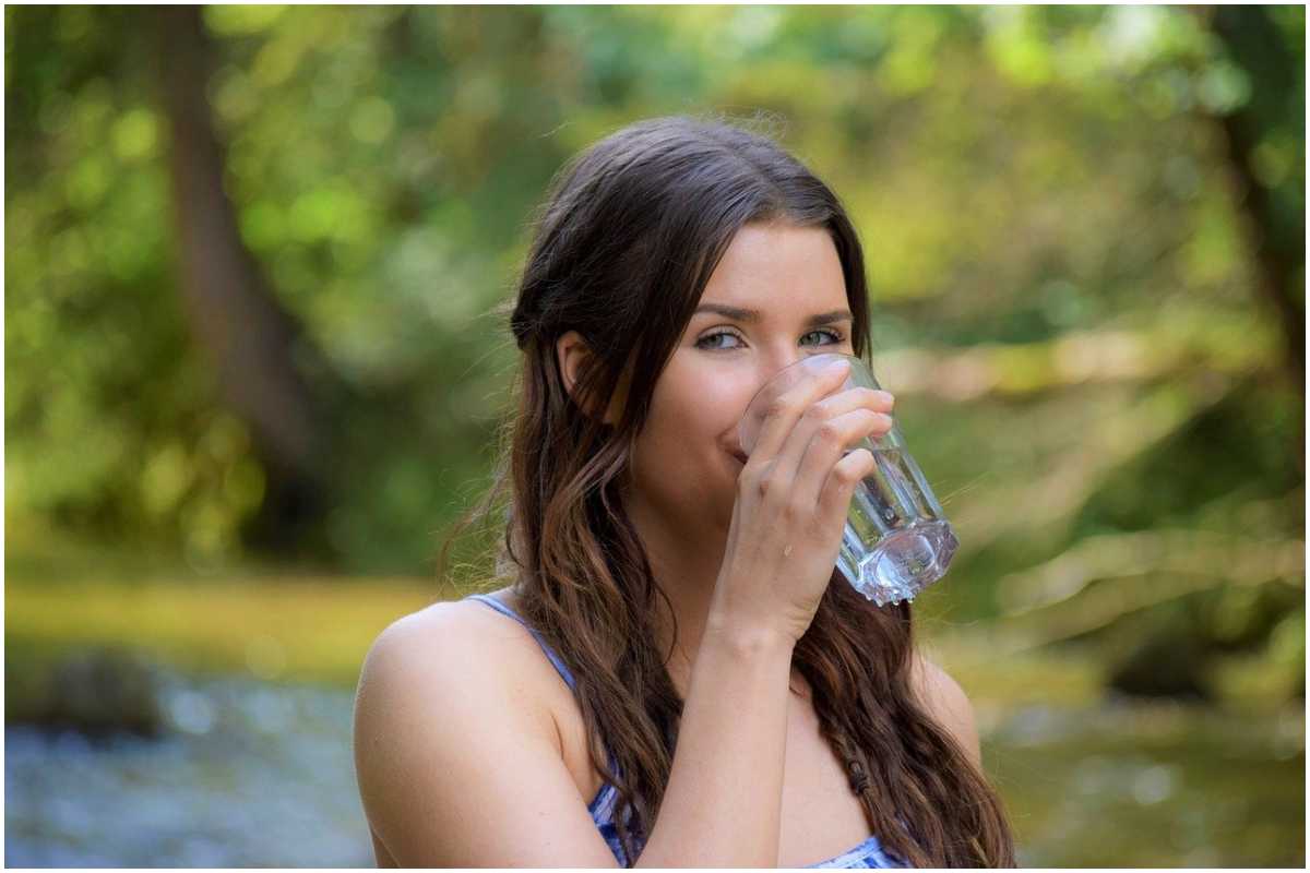 bere acqua abbassa la glicemia