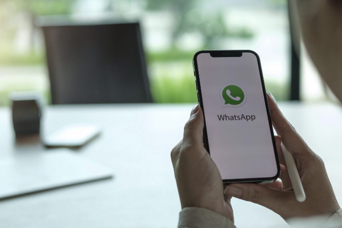 Meta, la società madre di WhatsApp, sta lavorando a un pacchetto di novità che promette di rivoluzionare l'esperienza utente.